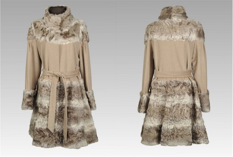 Taupe Cashmere coat with Lamb Size 10 Length 35</BR><font size="+2">$250.00<font>